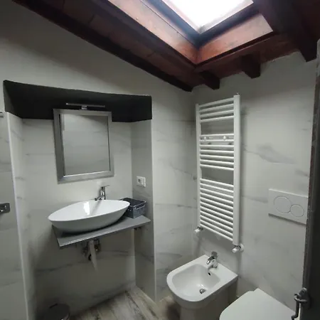 Tassinaia Farm stay *