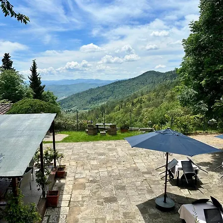 Tassinaia * بونتاسيفي